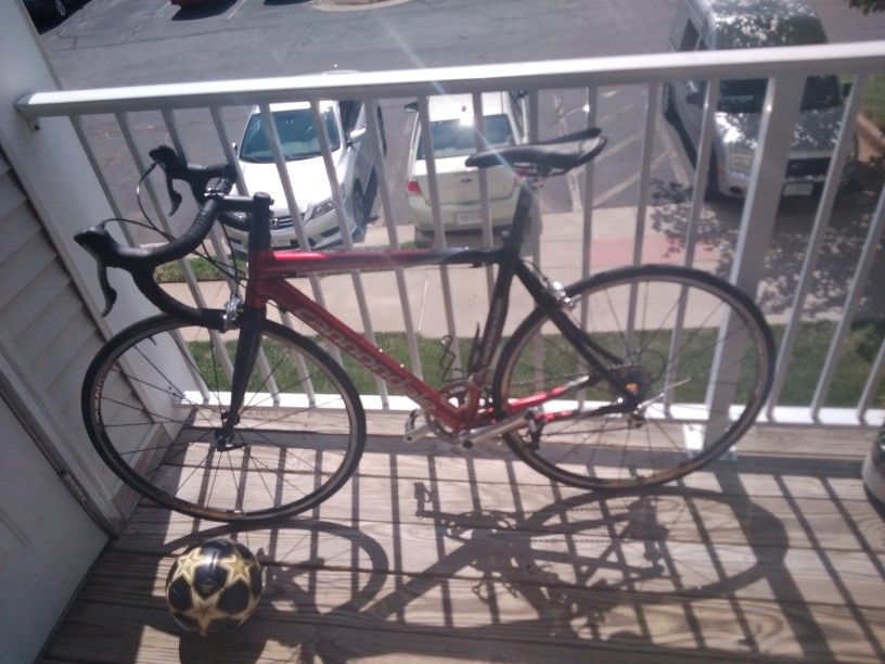 Cannondale Road Bike