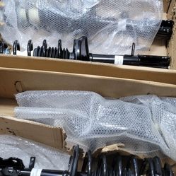 1993--2002 Toyota Corolla / Chevy Prizm 4 Piece Strut Set