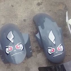 Yamaha R6S plastics 