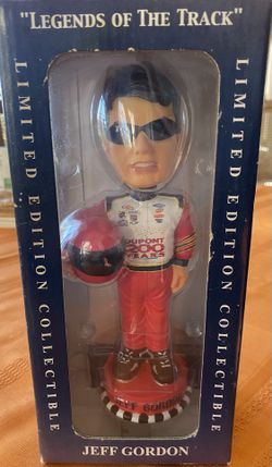 Jeff Gordon DuPont 200 Years “Legend of the Track” Bobblehead 