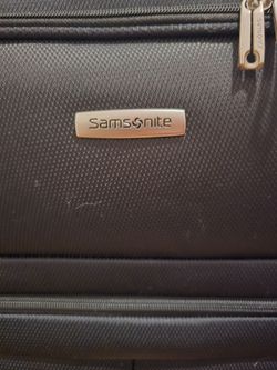 Samsonite Medium Size Check In Luggage