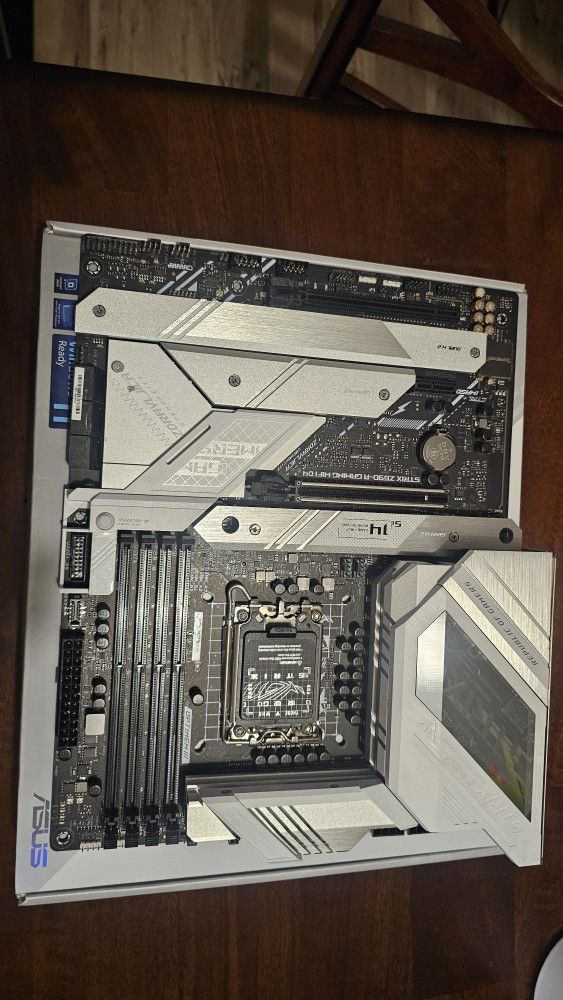 Rog Strix Z690-A Gaming WiFi D4 