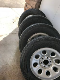 Cooper Discover LSX 265/70R 17 inch M+S Tires, with Chevy 6 Hole Rims