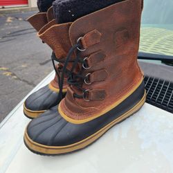 Sorel Leather Winter Boots