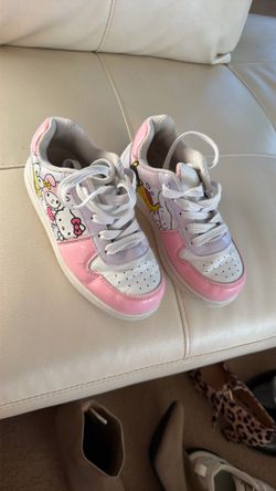 Hello kitty and friends
