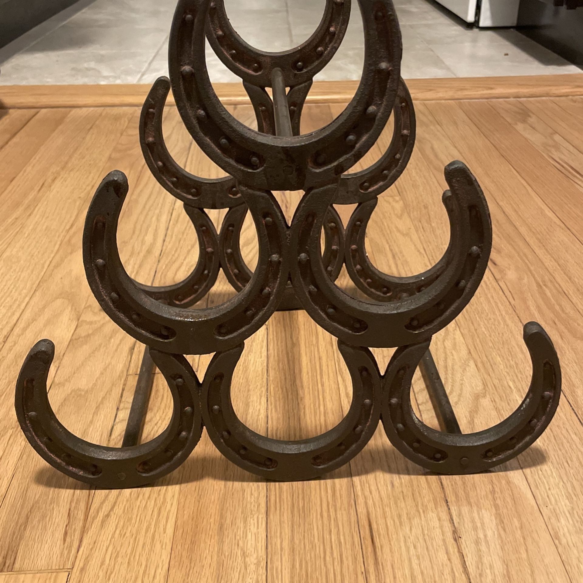 Horse Shoe Wine Rack