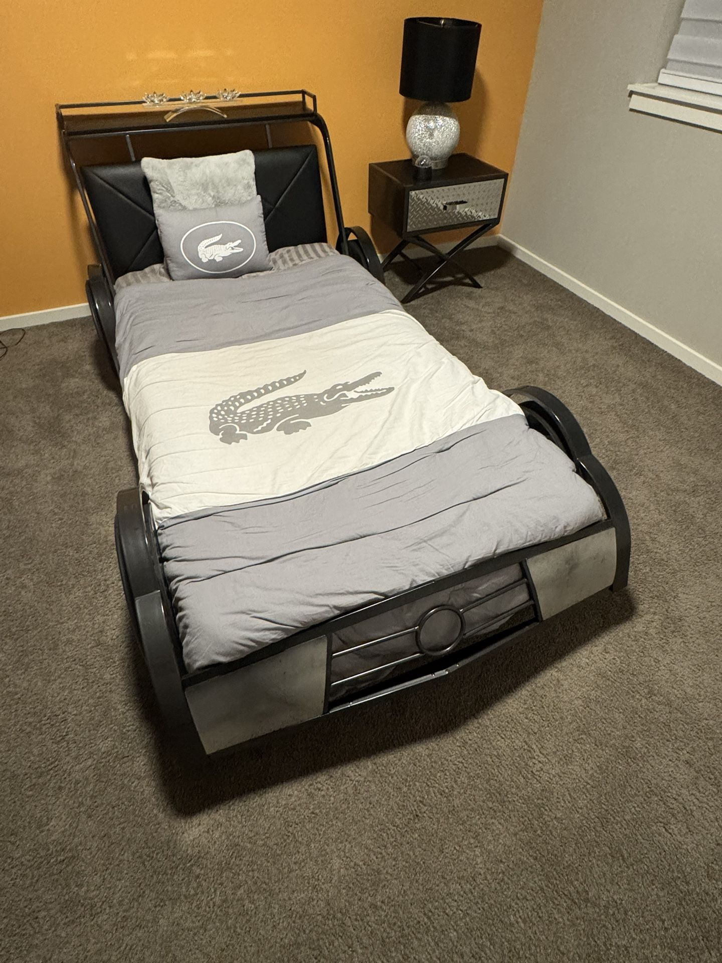 Bedroom Set