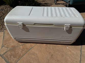 Igloo Ice Chest