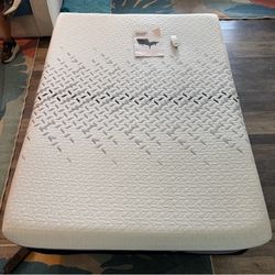 FULL Adjustable Bed - LIKE NEW
