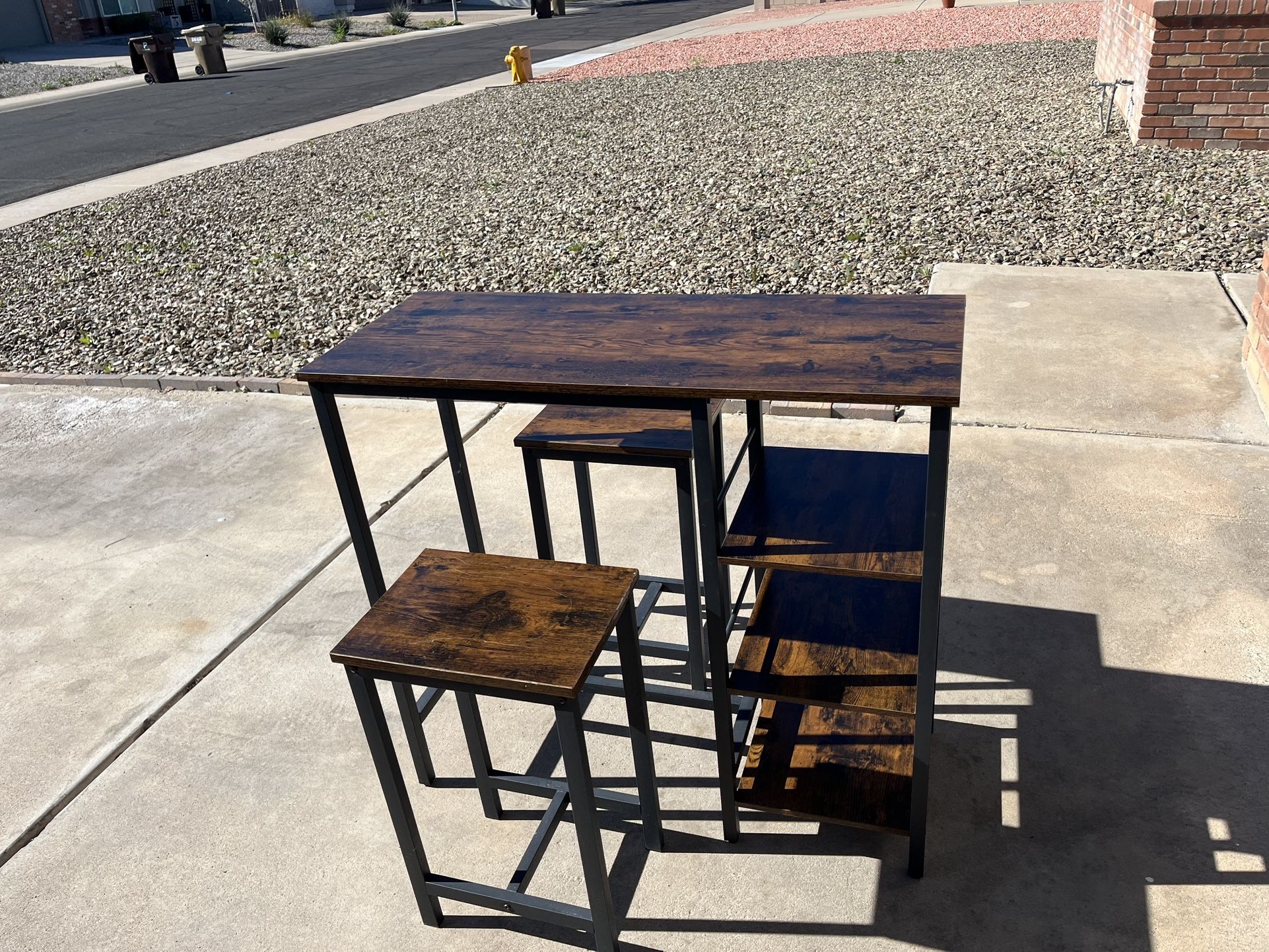 Counter Height Table For Small Spaces