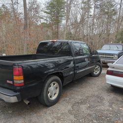 2005 GMC Sierra  1500 HD Crew Cab 5.3