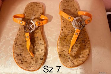 Mk sandals