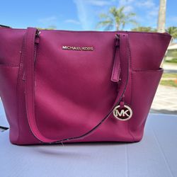 Used Authentic Pink Michael Kors Purse
