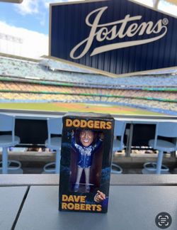 Dave Roberts 2025 bobblehead
