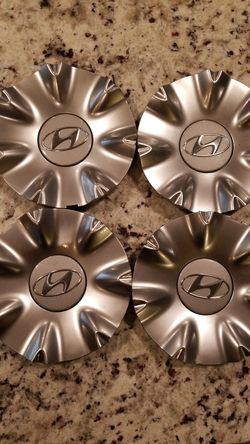 Hyundai genesis center hub cap
