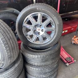 Cadillac DTS Wheels Tires 5x115 