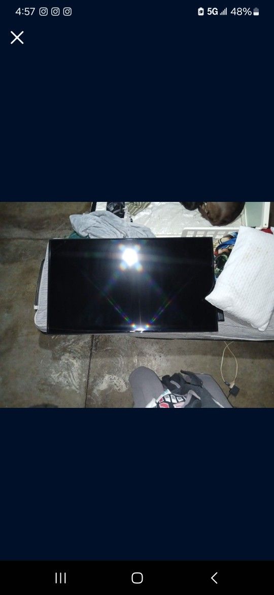 Samsung TV 50 Inches