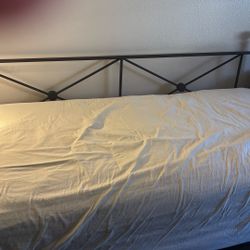 Daybed ( Mattress Not Included)