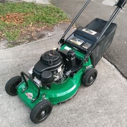 Bobcat Kawasaki Commercial Self Propel Lawn Mower $1,300 Firm
