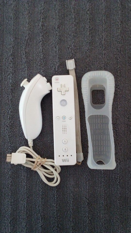 Nintendo Wii Remote Set