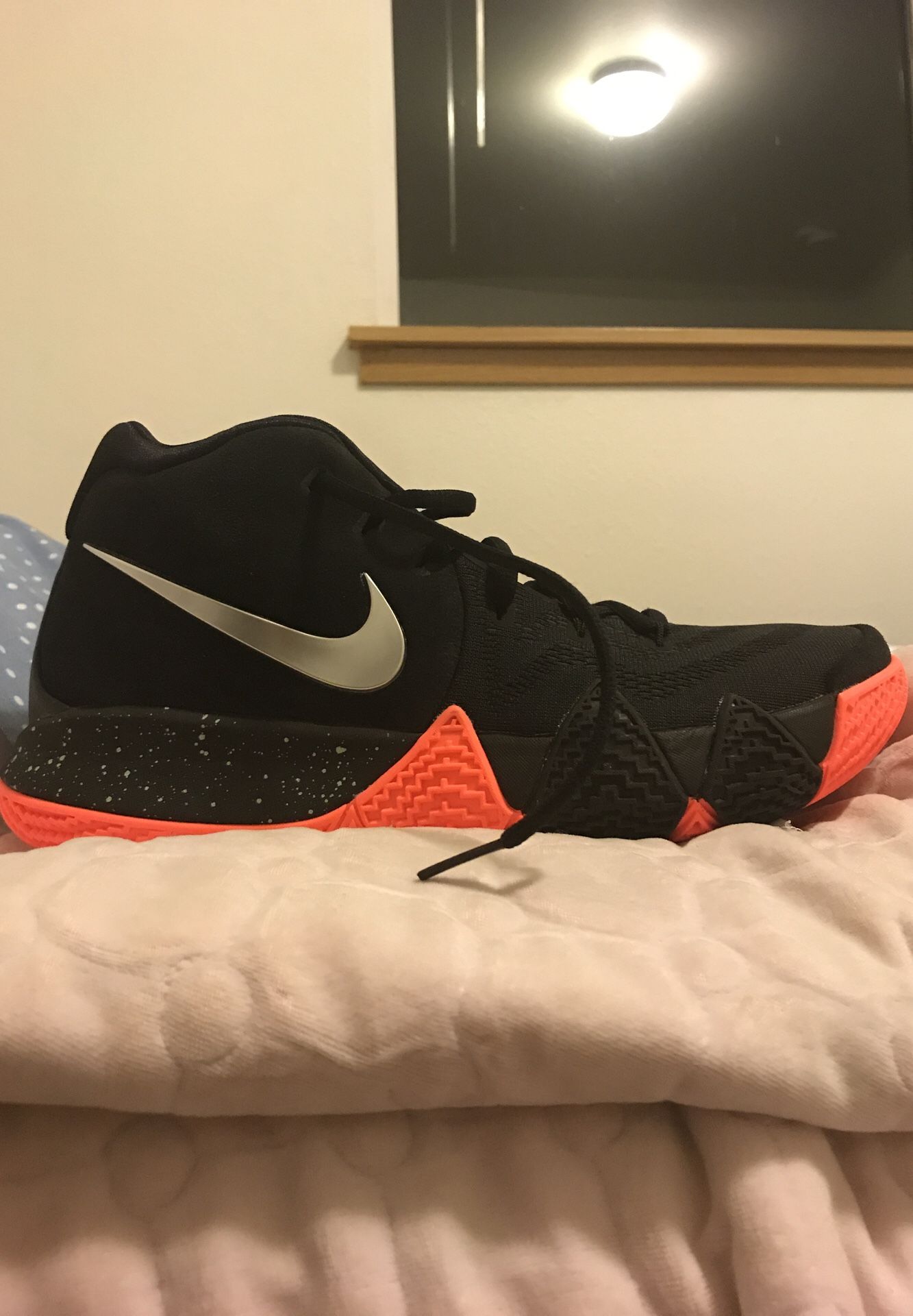 Kyrie 4