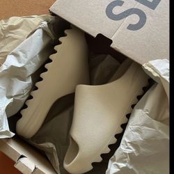Yeezy Slides Bone Sizes 11 10 9 8 