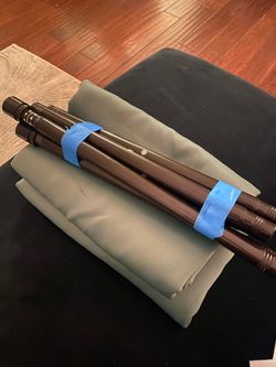 Curtains, curtain rod (hardware included)