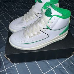 Brand New Jordan 2s Size 6y 