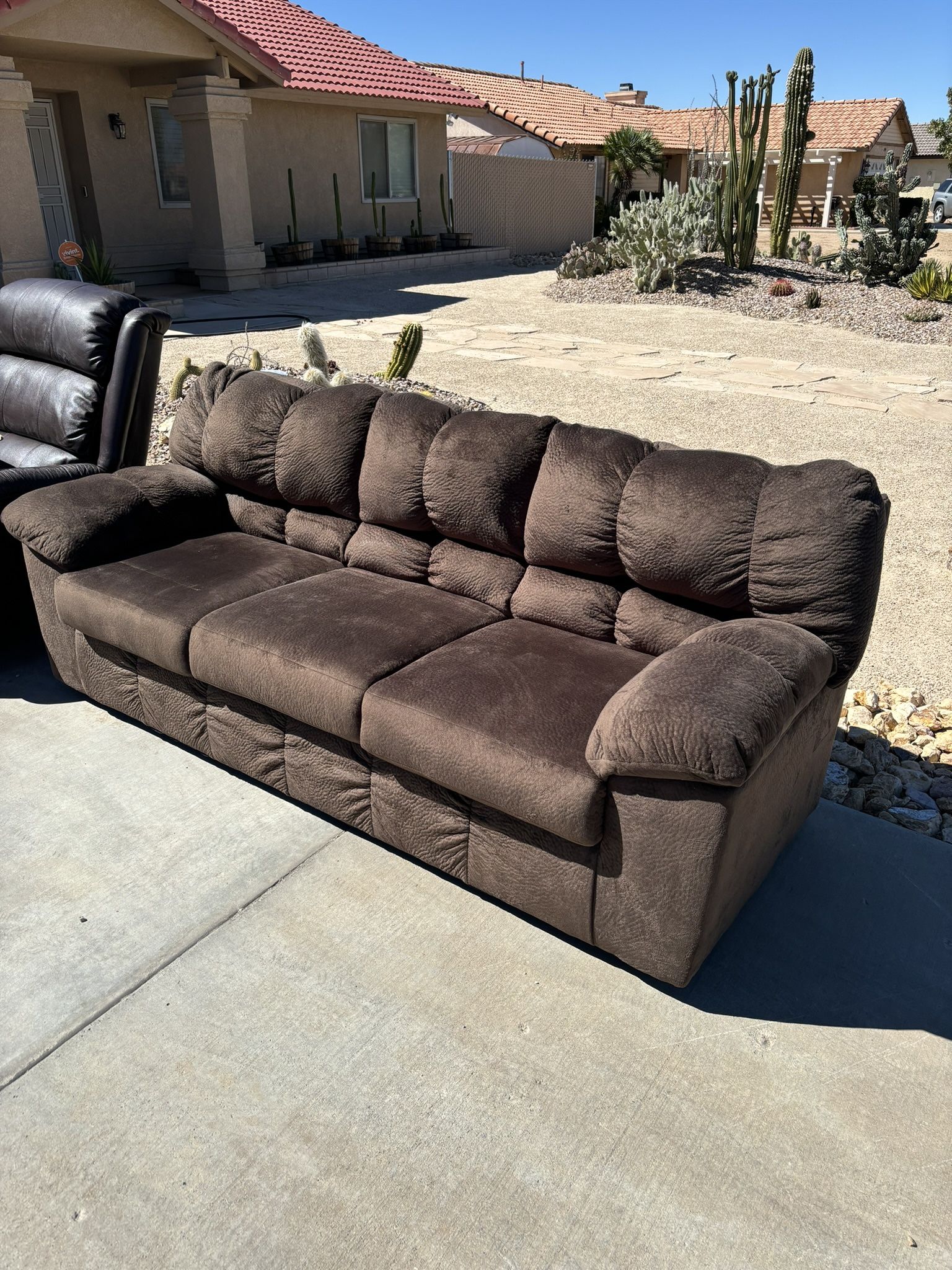 Free Sofa