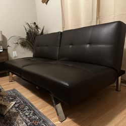 Beautiful Leather futon 