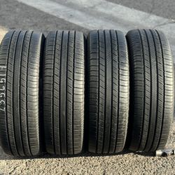 235/65/17 MICHELIN X TOUR A/S