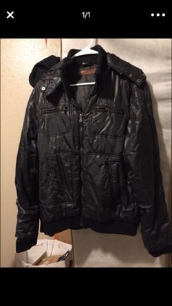 MEns medium Perry Ellis jacket