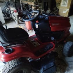 Craftsman Riding Lawn Mower 