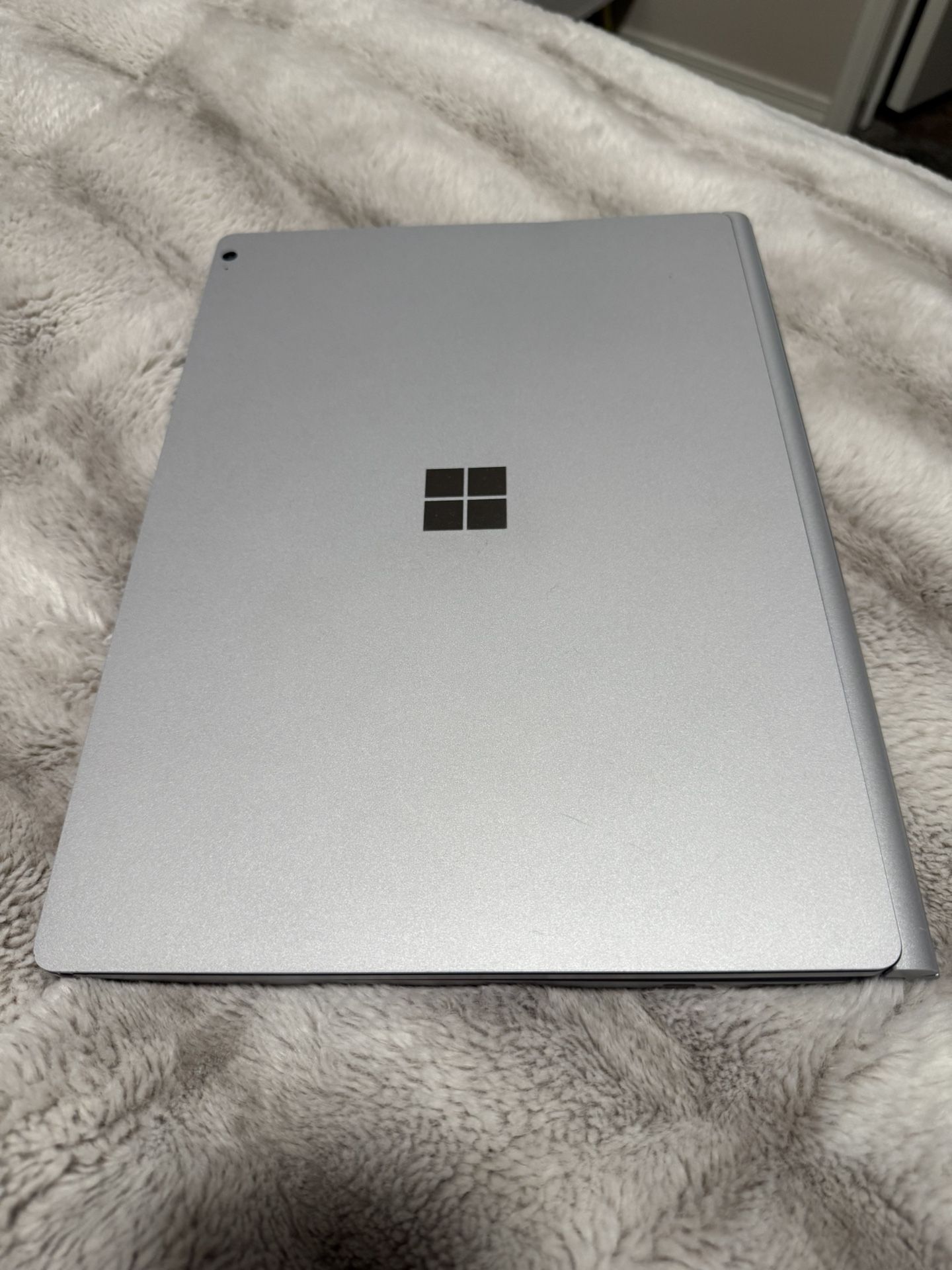 Microsoft Surface Book 3