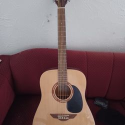 Acustic Guitar