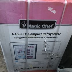 Brand New Magic Chef 4.4 Cu Ft Compact Refrigerator
