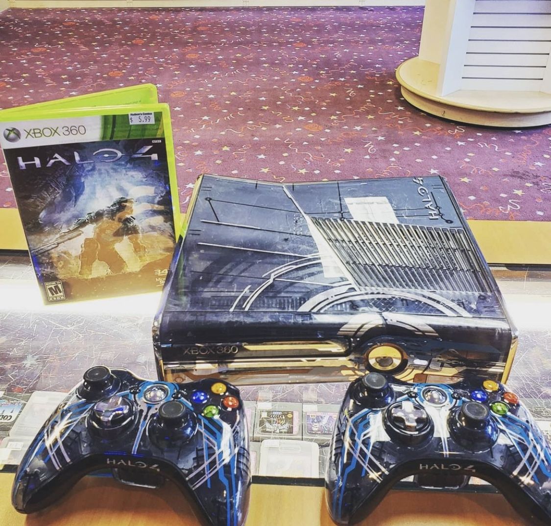Xbox 360 Halo 4 Limited Edition Console Box with 2 Controllers for Sale