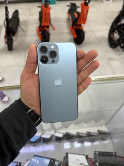 iPhone 13 Pro Max Unlocked 256GB $599 Cash! Finance available