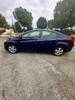 2012 Hyundai Elantra