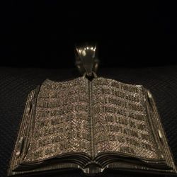 10k Gold Symbol Pendant 