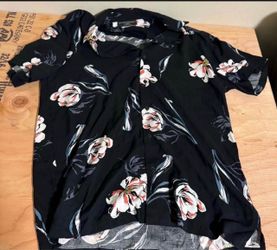 Mens shirt size med