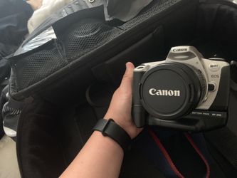 Canon Rebel 2000 with carrier bag