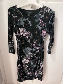 Tahari Floral Sheath Dress Size 6 USED
