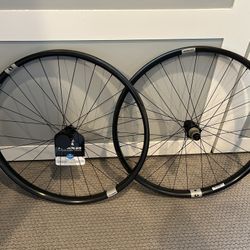 Reynolds Carbon Wheelset, 27.5