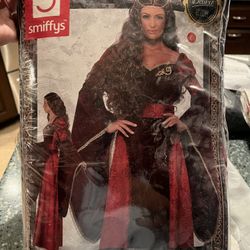 Medieval Queen Deluxe Costume