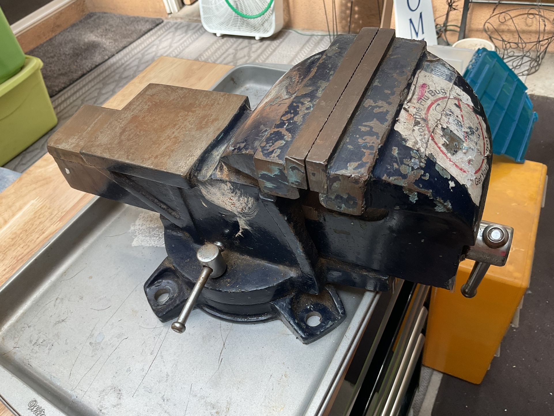 Bench Vise Cast Steel 6 Inches Mouth