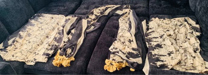 Gorgeous 3 Piece Curtain Set! 2 Long Black and beige floral striped panels+scarf with Gold tassels!