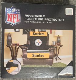 Pittsburgh Steelers Official NFL Reversible Recliner Furniture Protector