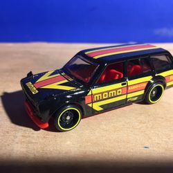 Hot Wheels Toyota Momo Wagon