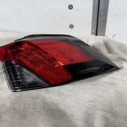 2019-2022 Toyota RAV4 Outer Right Side Tail Lamp